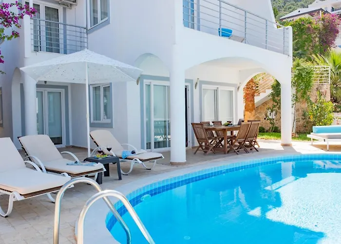 Ayseguel Villa *